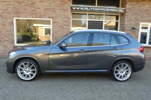 BMW X1 (2014) thumbnail 2