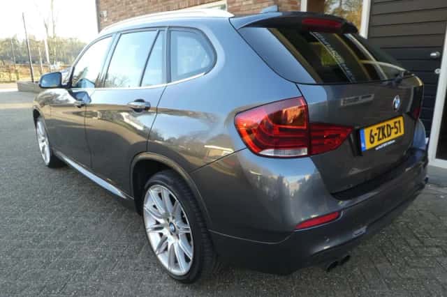 BMW X1 (2014) thumbnail 3