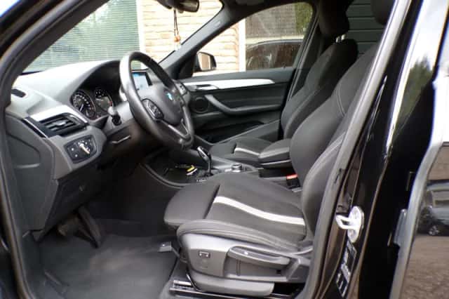 BMW X1 (2019) thumbnail 4