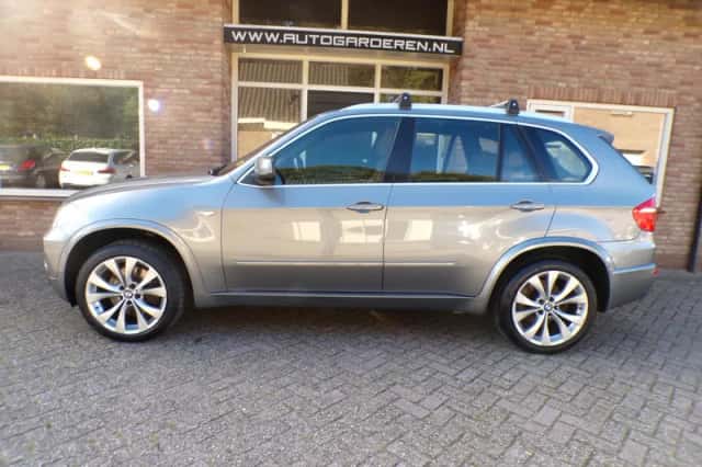 BMW X5 (2008) thumbnail 2