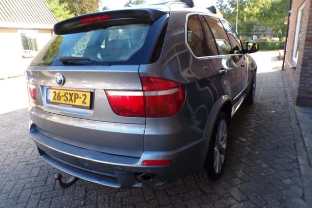 BMW X5 (2008) thumbnail 6