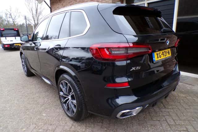 BMW X5 (2019) thumbnail 3