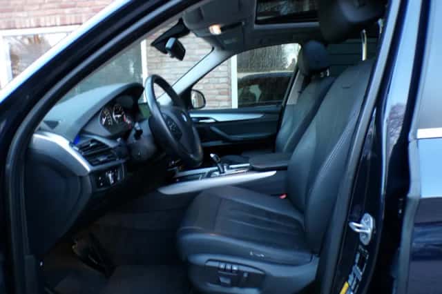 BMW X5 (2016) thumbnail 4