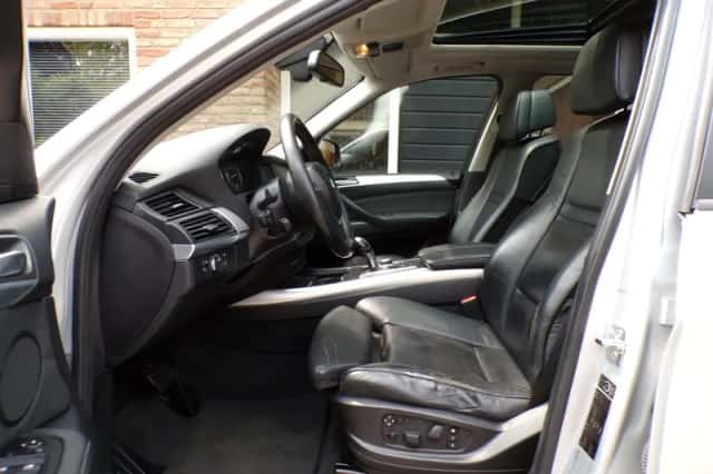 BMW X5 (2009) thumbnail 4