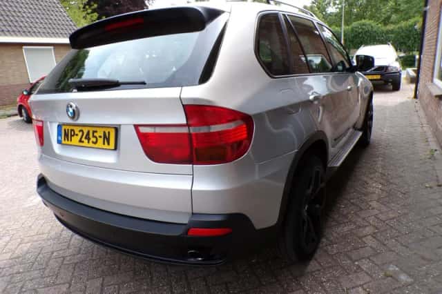 BMW X5 (2009) thumbnail 6