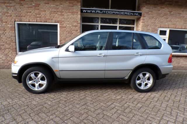 BMW X5 (2000) thumbnail 2