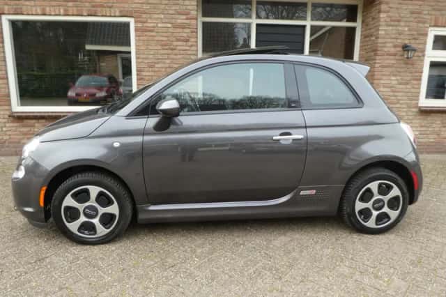 Fiat 500 (2014) thumbnail 2