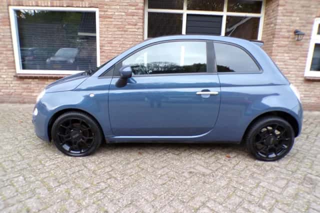 Fiat 500 (2011) thumbnail 2