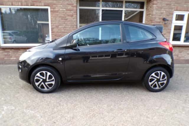 Ford Ka (2010) thumbnail 2