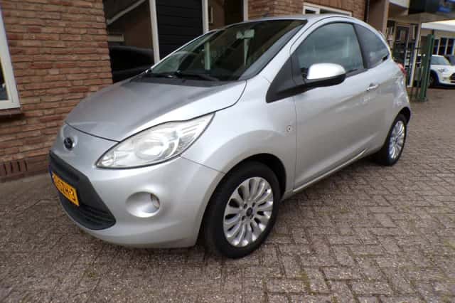 Ford Ka (2012) thumbnail 1