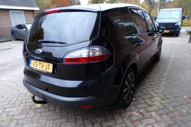 Ford S-Max (2007) thumbnail 6