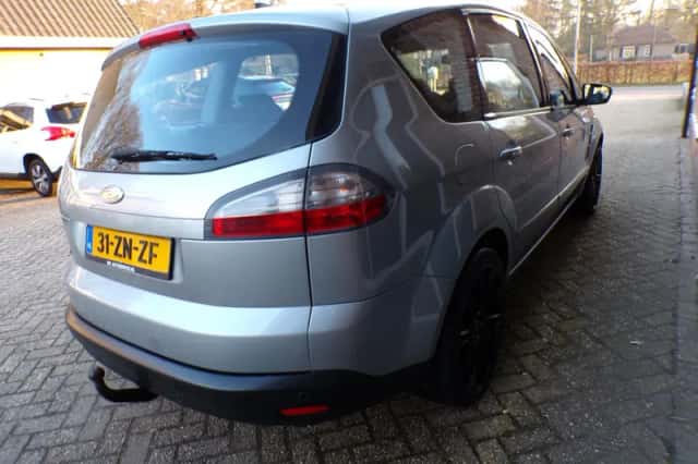Ford S-Max (2008) thumbnail 6