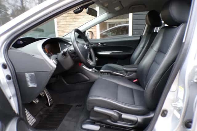 Honda Civic (2009) thumbnail 4