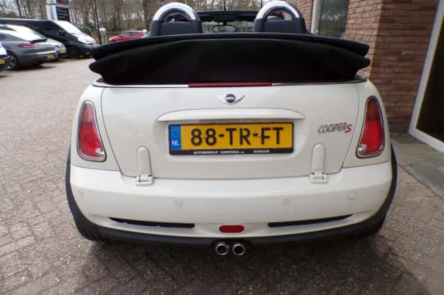 MINI Cabrio (2007) thumbnail 6
