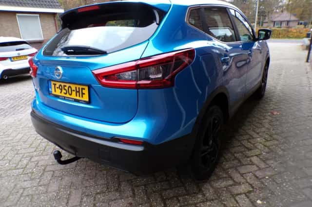 Nissan Qashqai (2017) thumbnail 6