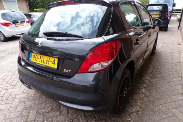 Peugeot 207 (2009) thumbnail 6