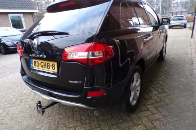 Renault Koleos (2008) thumbnail 6