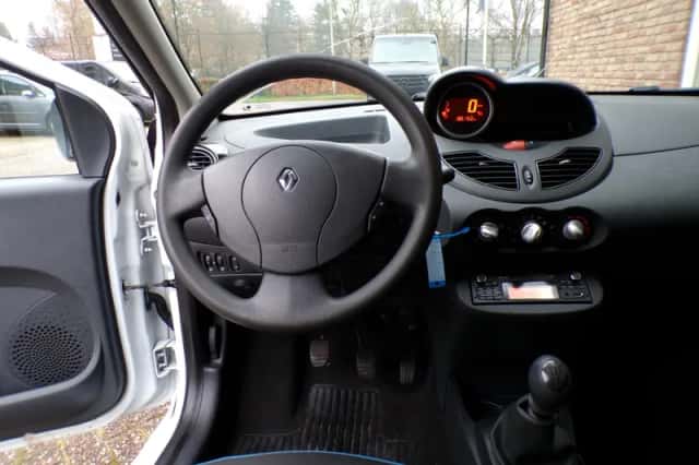 Renault Twingo (2012) thumbnail 5
