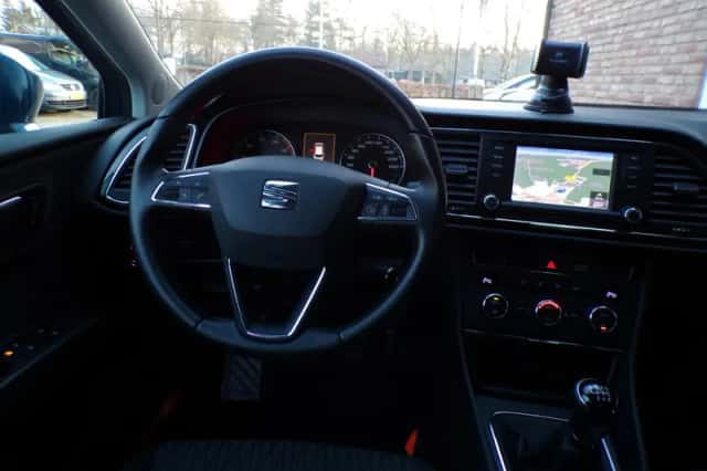 SEAT Leon (2014) thumbnail 5