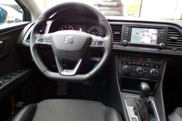 SEAT Leon (2014) thumbnail 5