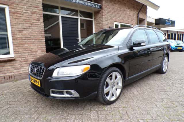 Volvo V70 (2008) thumbnail 1