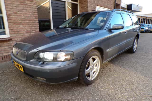 Volvo V70 (2003) thumbnail 1
