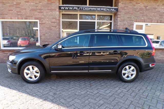 Volvo V70 (2012) thumbnail 2