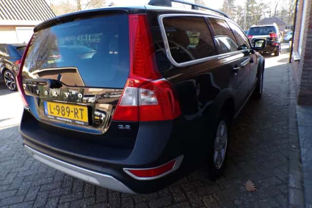 Volvo V70 (2012) thumbnail 6