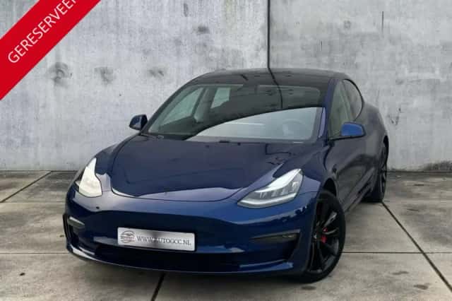 Tesla Model 3 (2019) thumbnail 1