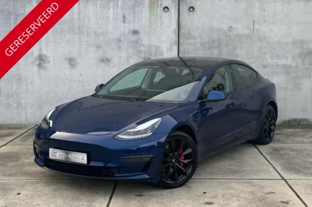 Tesla Model 3 (2019) thumbnail 2