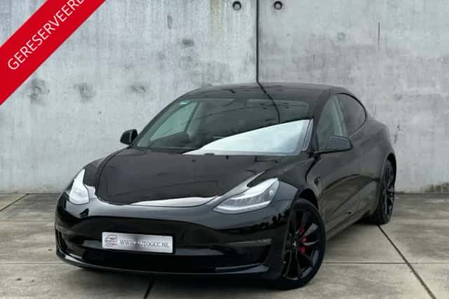 Tesla Model 3 (2019) thumbnail 1