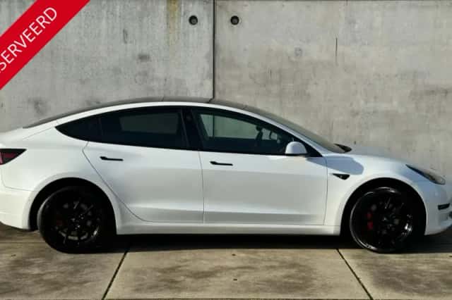Tesla Model 3 (2019) thumbnail 5