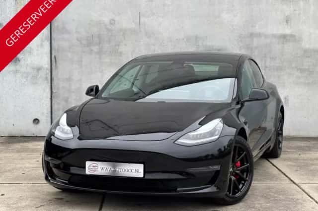 Tesla Model 3 (2019) thumbnail 1