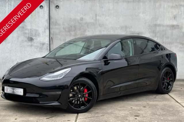 Tesla Model 3 (2019) thumbnail 2