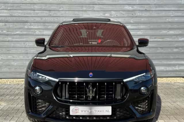 Maserati Levante (2021) thumbnail 2