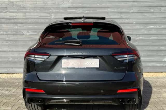 Maserati Levante (2021) thumbnail 6