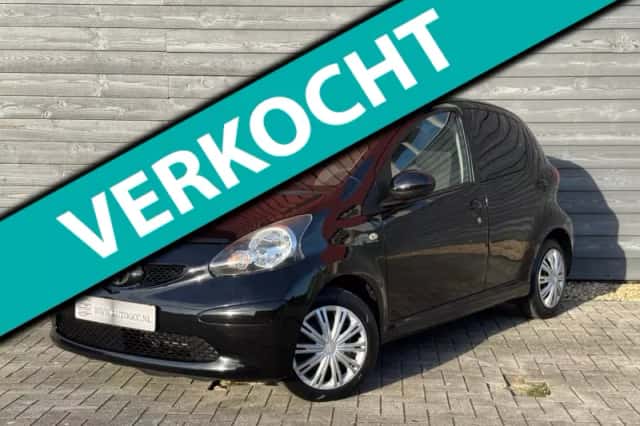 Toyota Aygo (2007) thumbnail 1