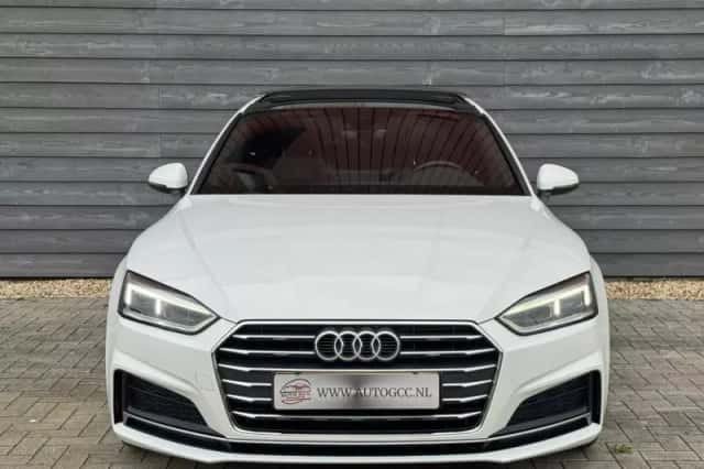 Audi A5 (2019) thumbnail 2