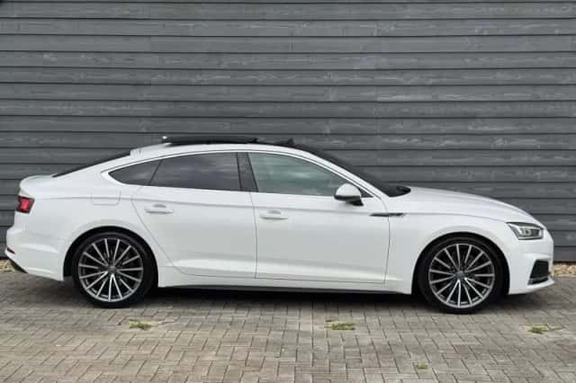 Audi A5 (2019) thumbnail 4