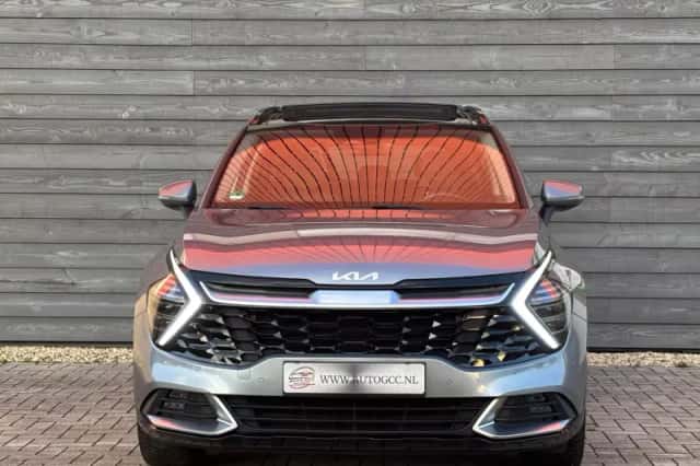 Kia Sportage (2022) thumbnail 2