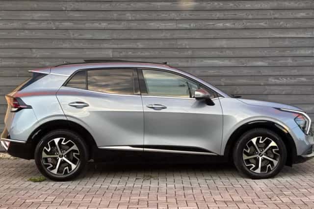 Kia Sportage (2022) thumbnail 4