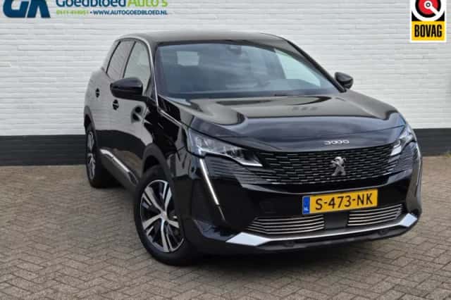 Peugeot 3008 (2023) thumbnail 1