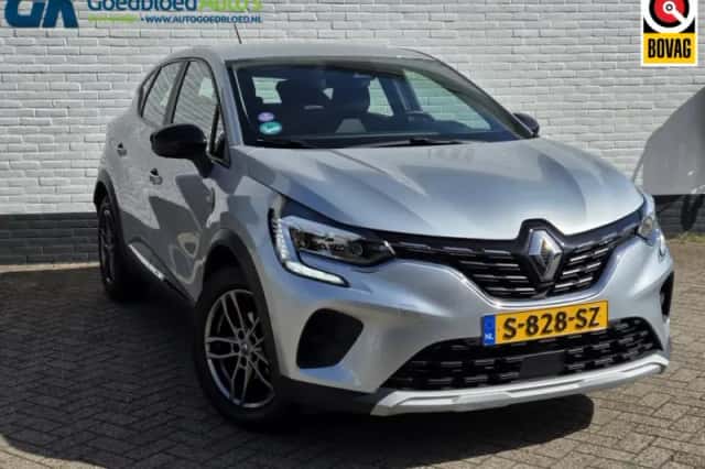 Renault Captur (2021) thumbnail 1