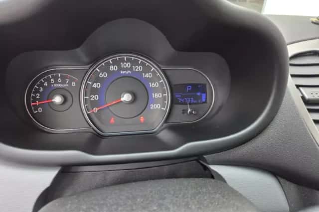 Hyundai i10 (2011) thumbnail 5