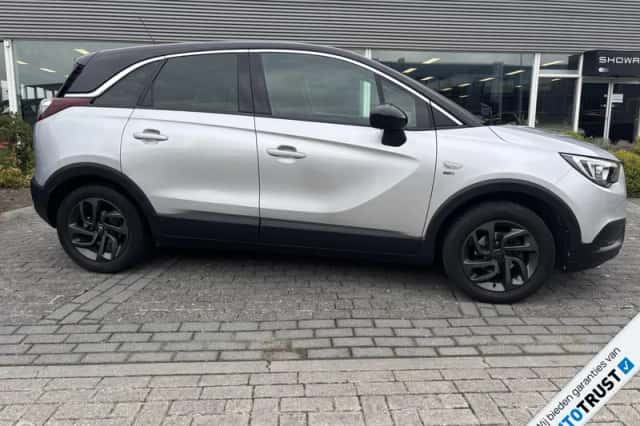 Opel Crossland (2019) thumbnail 2