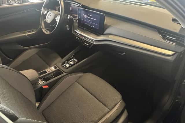 Škoda Octavia (2023) thumbnail 6