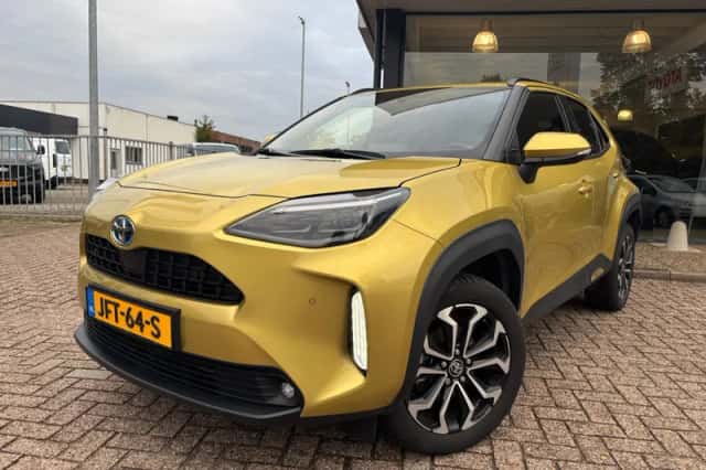 Toyota Yaris Cross (2024) thumbnail 1