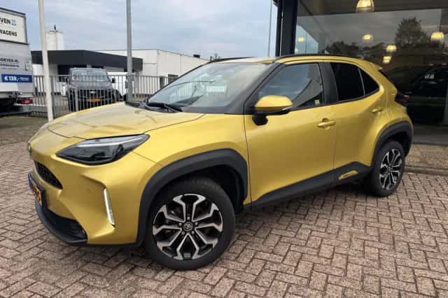 Toyota Yaris Cross (2024) thumbnail 2