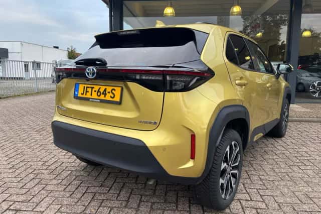Toyota Yaris Cross (2024) thumbnail 5