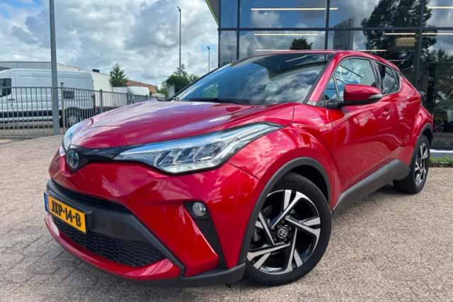 Toyota C-HR (2022) thumbnail 1